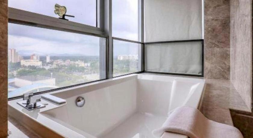 Wanning Yingbin Hotel Exterior photo